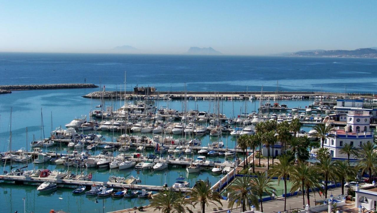 Pepe Beach Vista Al Mar Apartment Estepona Eksteriør billede